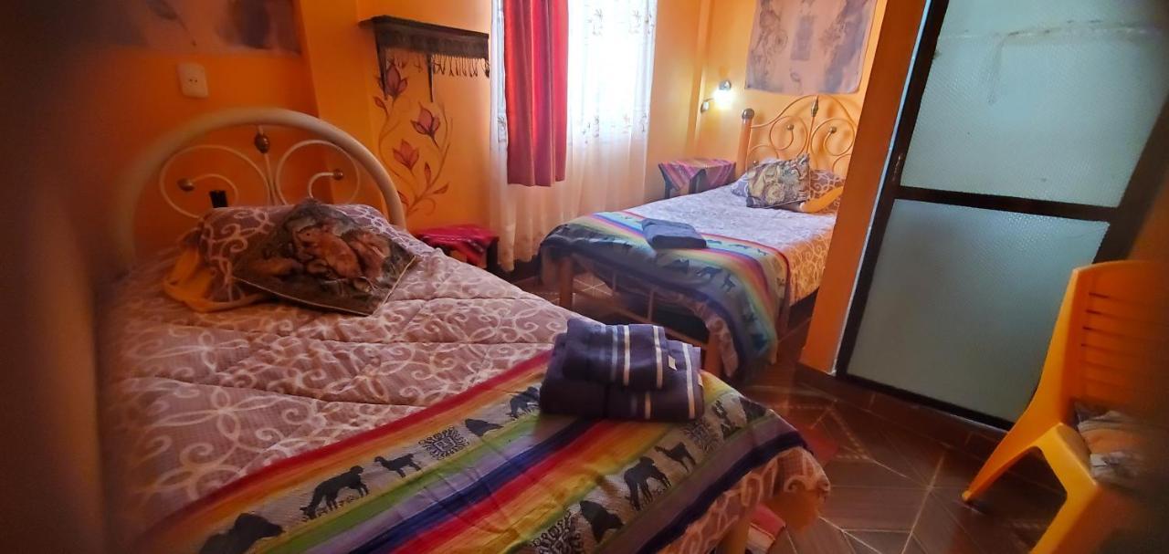 Hostal Golden Quinua Уюні Екстер'єр фото