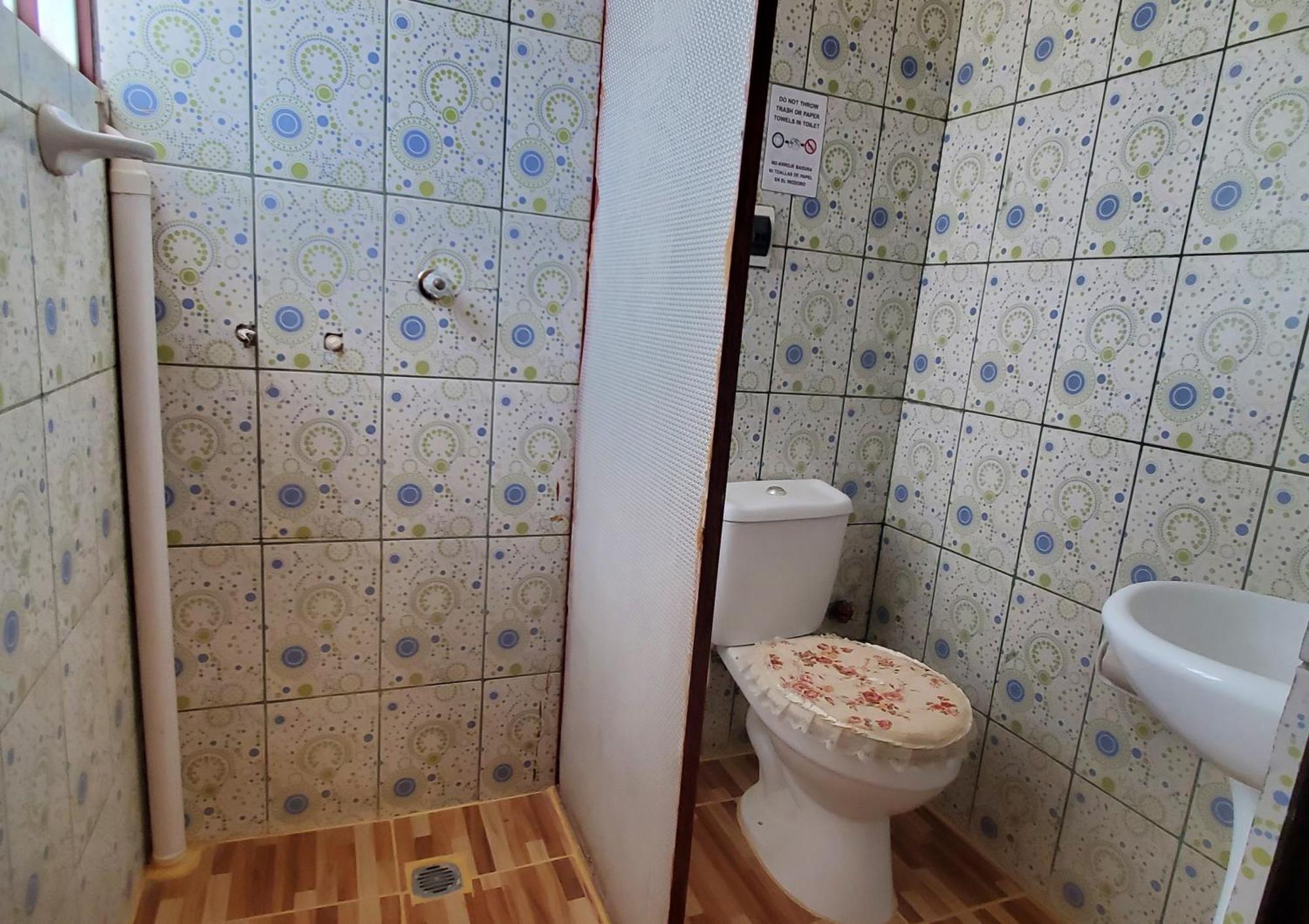 Hostal Golden Quinua Уюні Екстер'єр фото